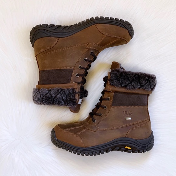 UGG Adirondack Boot II Luxe Quilt Waterproof - Picture 6 of 11